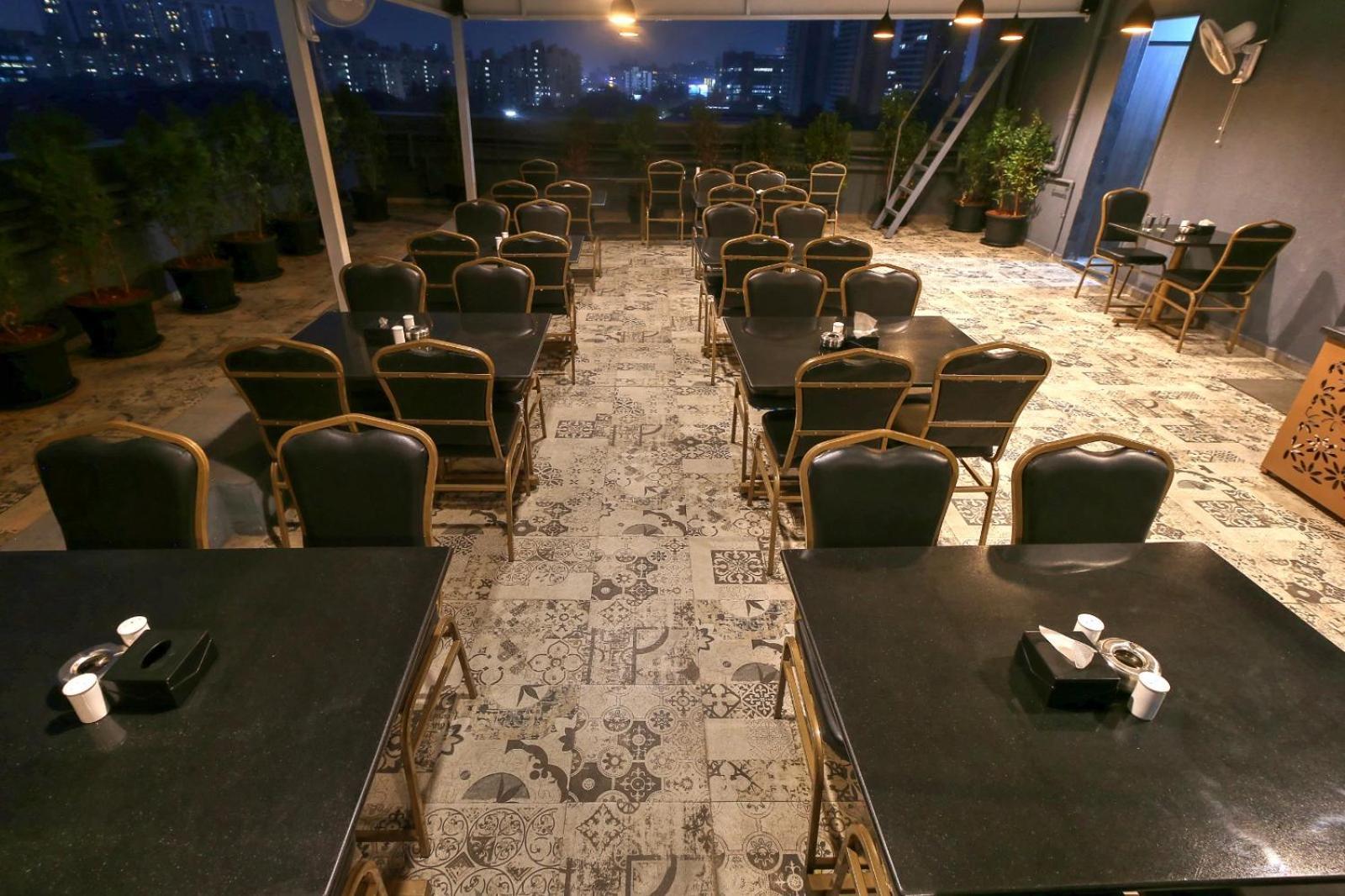 Magnus Fortune House Business Hotel , Magarpatta Mundhva Exteriér fotografie