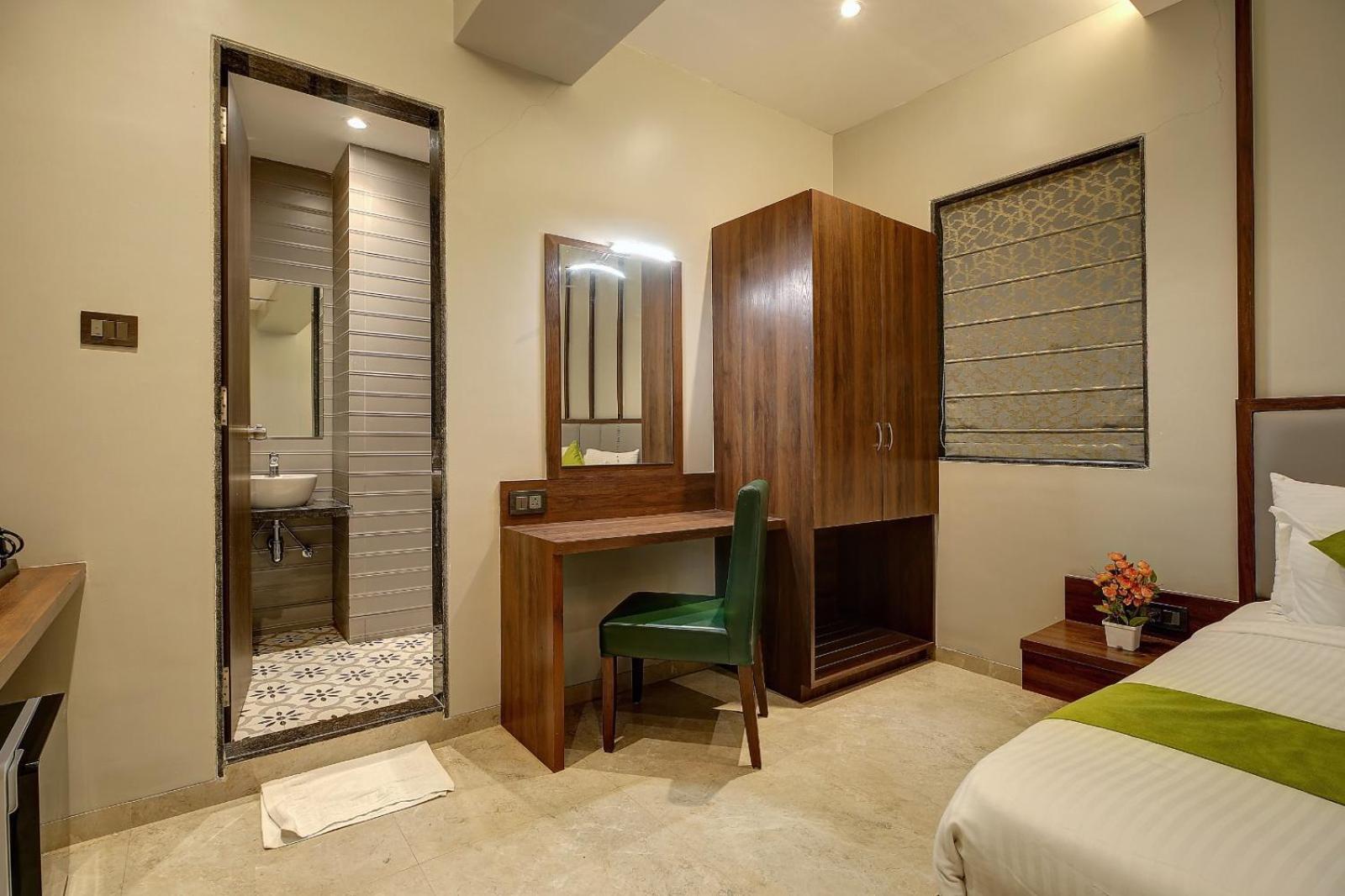 Magnus Fortune House Business Hotel , Magarpatta Mundhva Exteriér fotografie