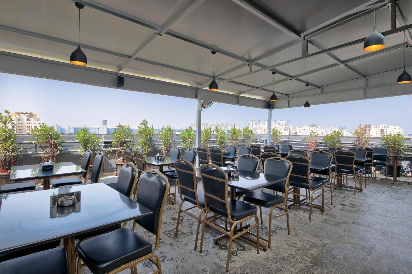 Magnus Fortune House Business Hotel , Magarpatta Mundhva Exteriér fotografie