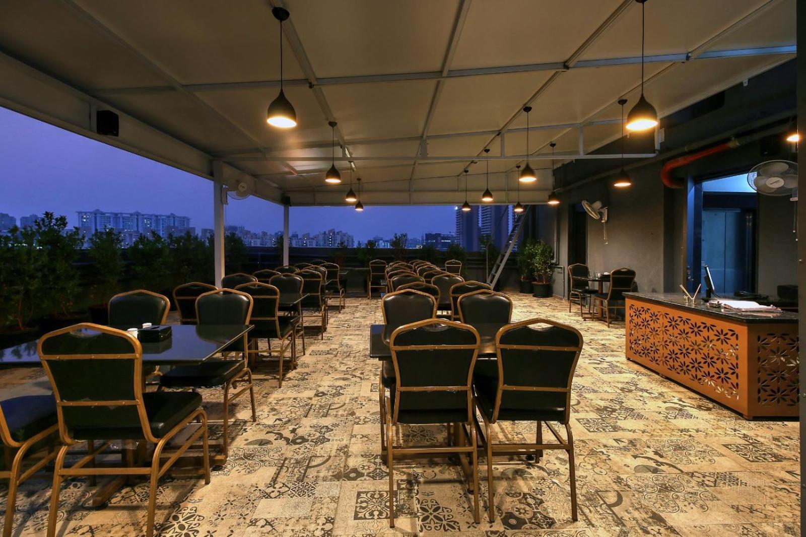 Magnus Fortune House Business Hotel , Magarpatta Mundhva Exteriér fotografie