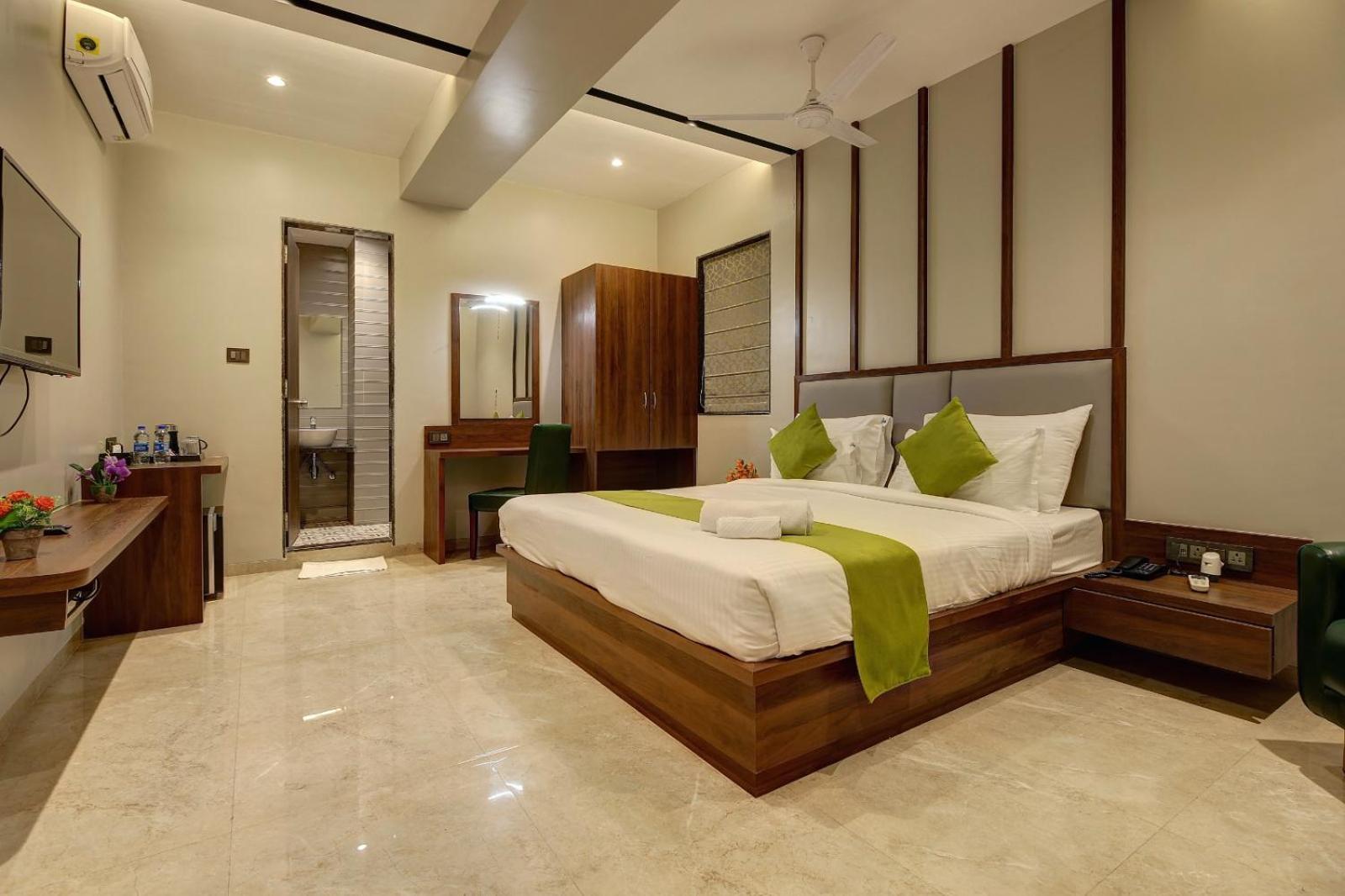 Magnus Fortune House Business Hotel , Magarpatta Mundhva Exteriér fotografie